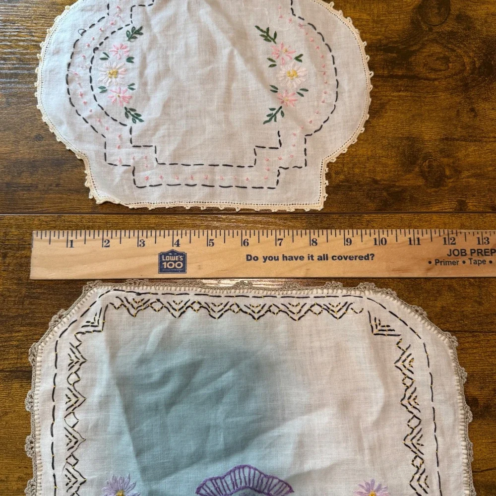 2 Vtg Hand Embroidered Linen Doily Handkerchief Floral Crochet Lace Trim Cottage